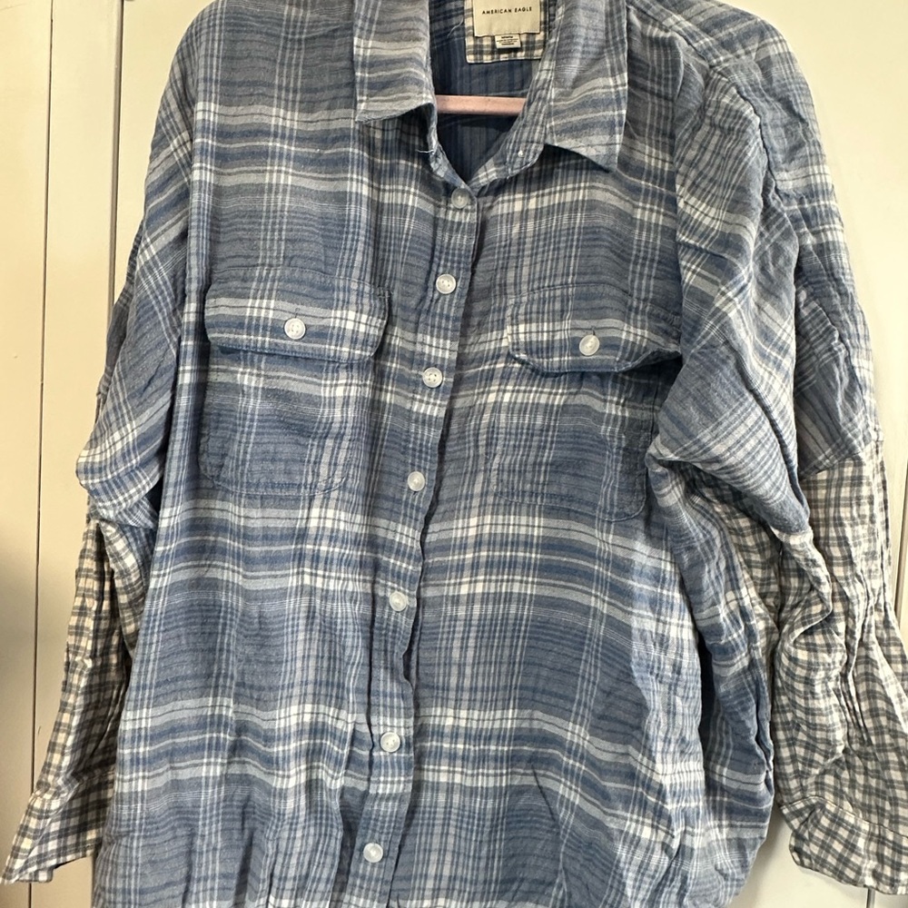 American Eagle Outfitters Blue Plaid Button Down Shirt